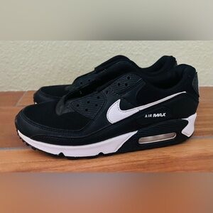 Nike Black & White Air Max 90 Sneakers Tennis Shoes Men’s Size: 8.5
